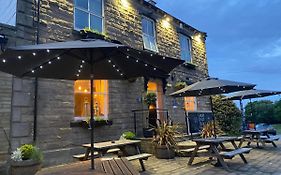 The White Swan, Yeadon